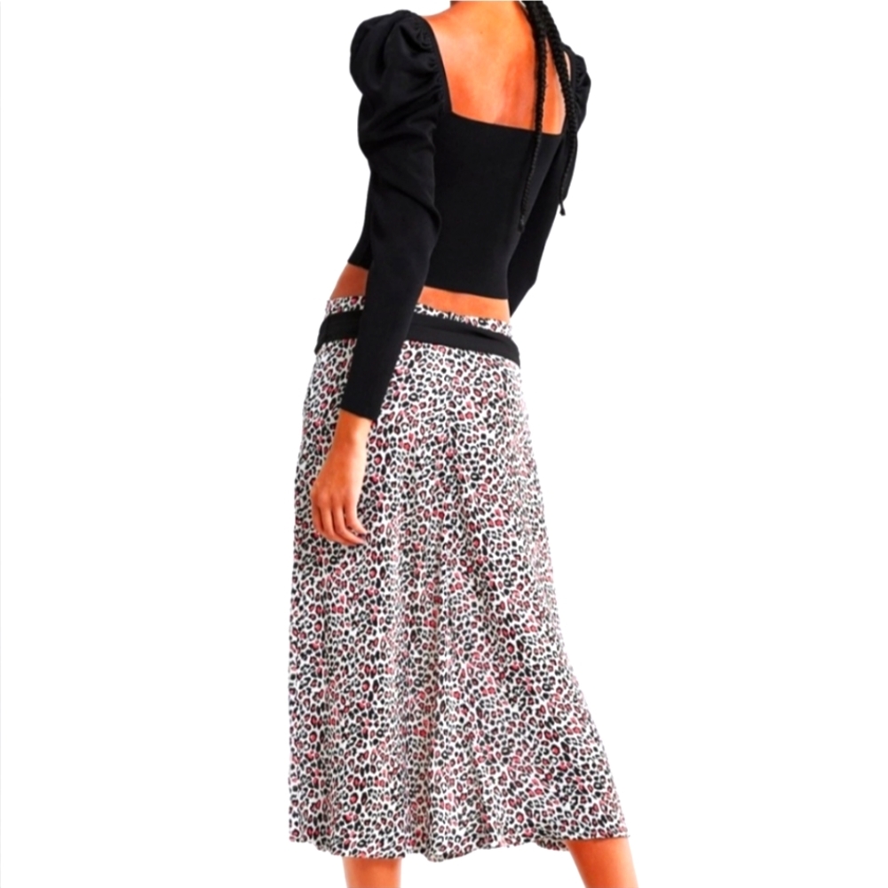 NWOT Zara Pink and Black Leopard Skirt - Picture 3 of 5